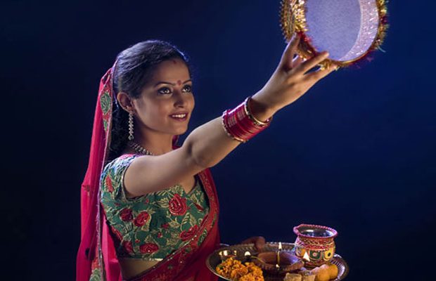 Karva Chauth Beauty Tips: Route to get glowing skin 3
