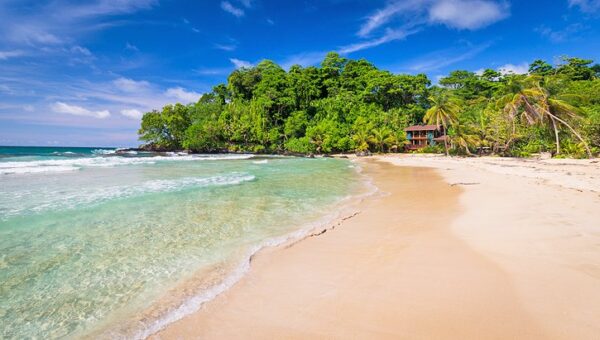Top 5 Panama Beaches in 2022